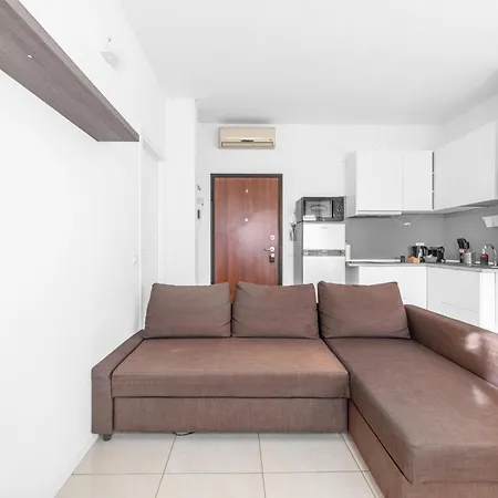 Modern And Cozy Apartment, 10 Minuti Dal Duomo 公寓 *